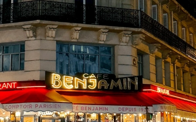 Enseigne Lumineuse à Éguilles – Service Clé En Main
