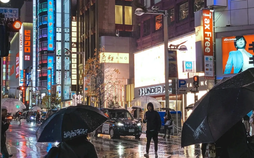 Enseigne Lumineuse à Septèmes-Les-Vallons – Pose Experte
